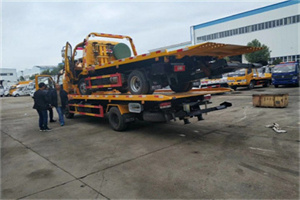 富民同城汽车补胎